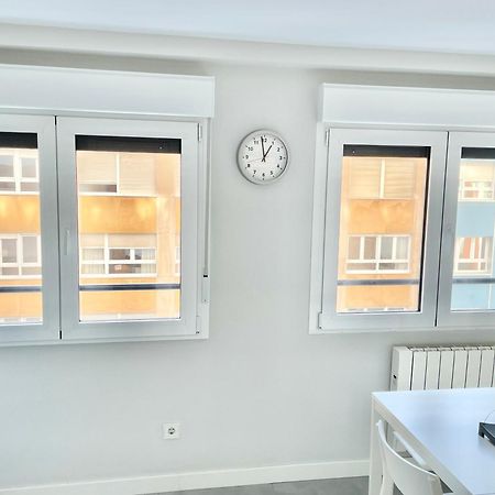 Apartamento San Lorenzo Playa. Vistas Al Mar. Хіхон Екстер'єр фото