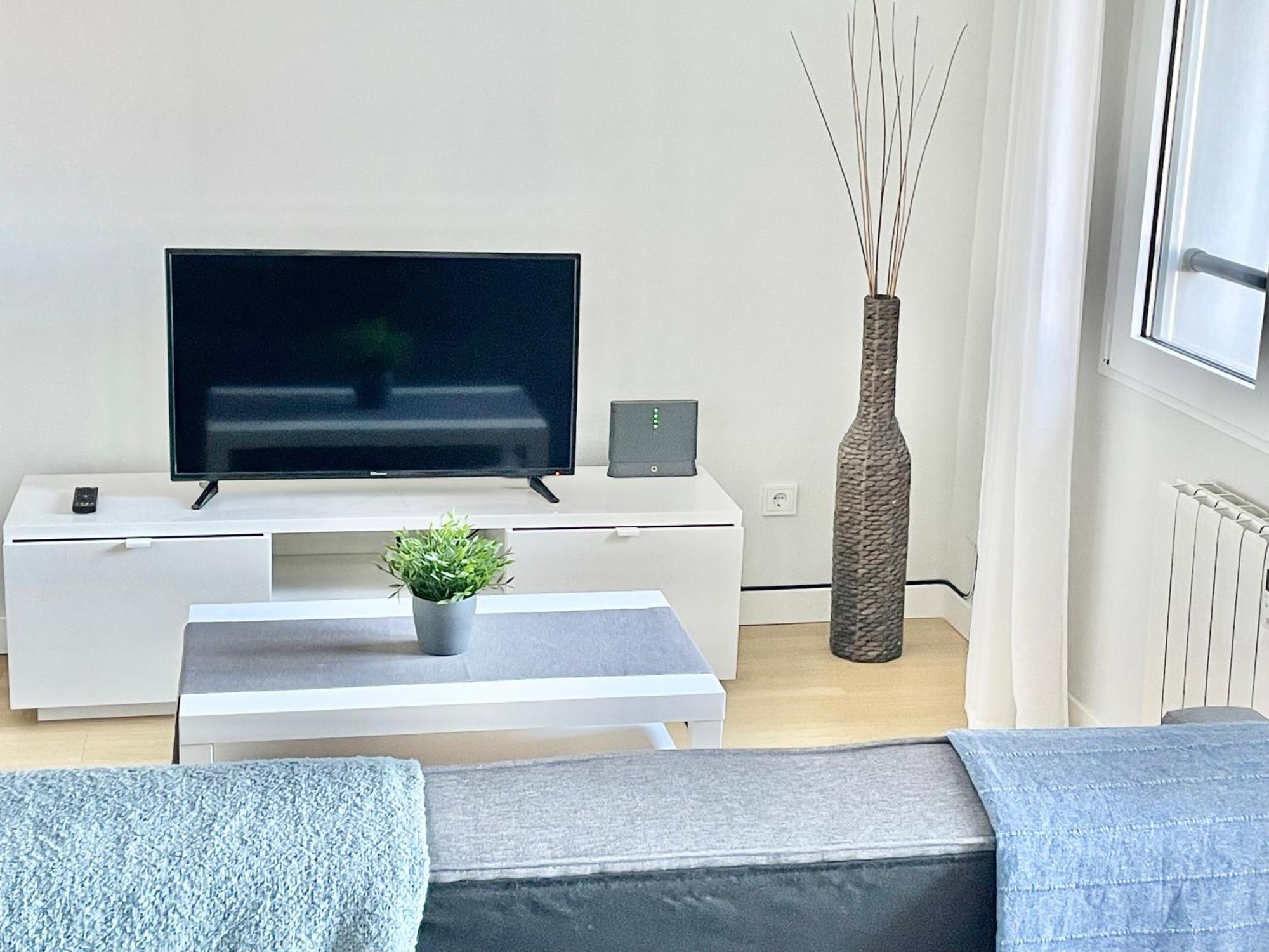 Apartamento San Lorenzo Playa. Vistas Al Mar. Хіхон Екстер'єр фото